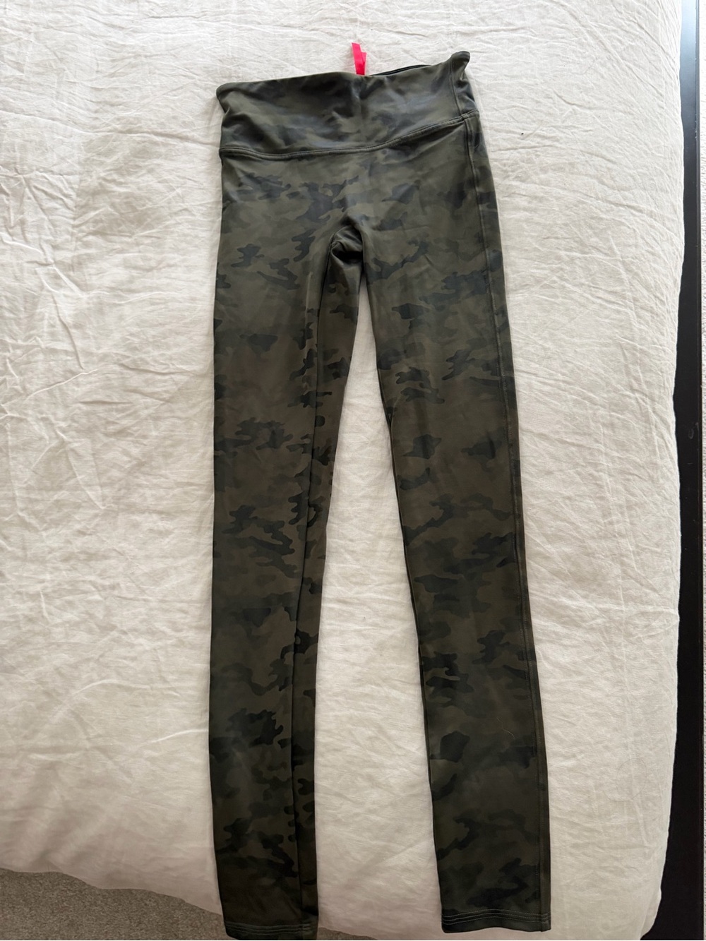 UjENA Olive Green Camo High-Rise Girls' Leggings
